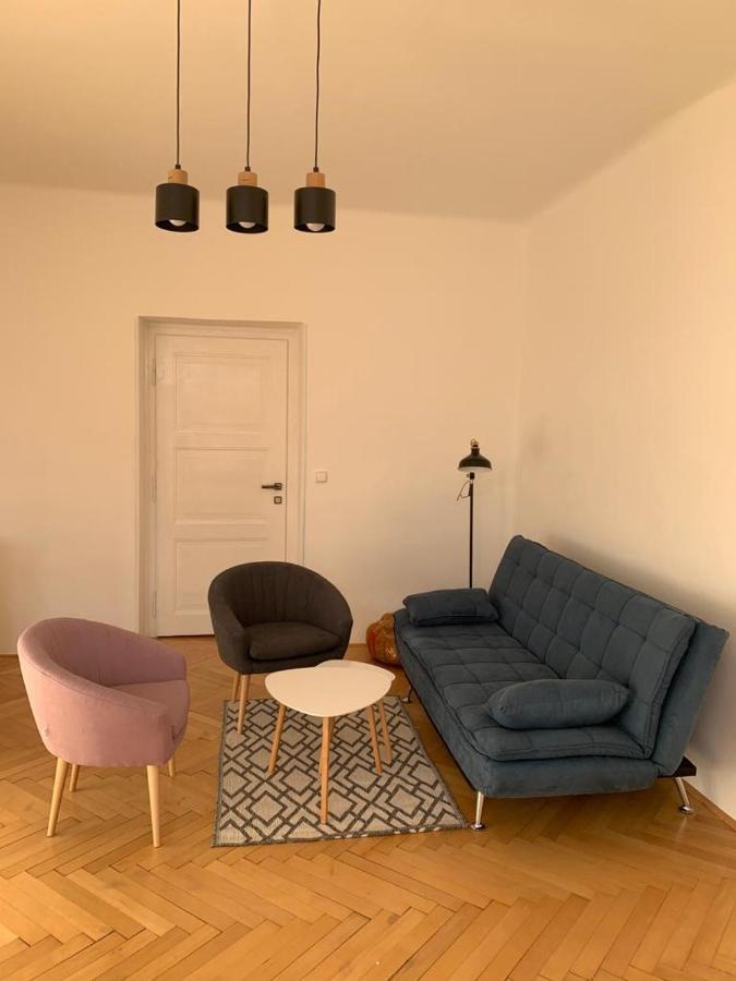 Wine Apartments Hradec Centre Hradec Králové Esterno foto