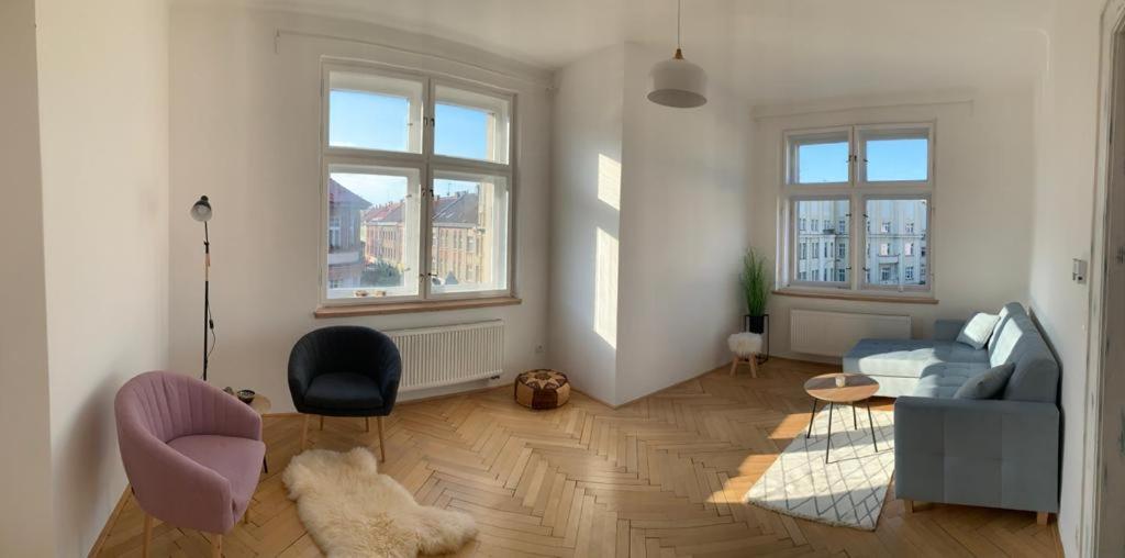 Wine Apartments Hradec Centre Hradec Králové Esterno foto