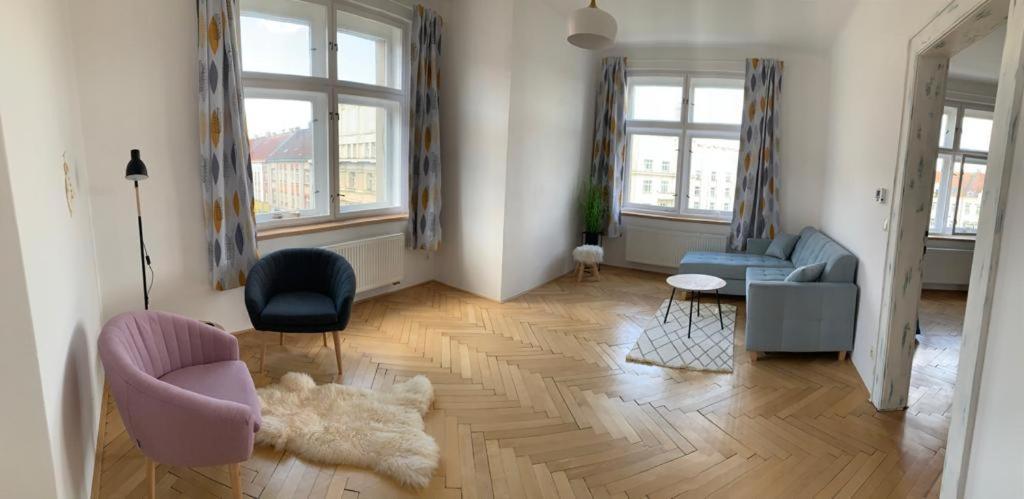 Wine Apartments Hradec Centre Hradec Králové Esterno foto